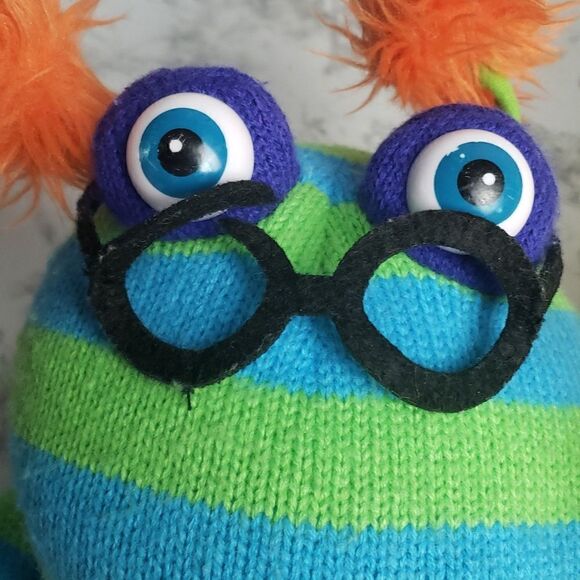 Hand Puppets  - Picture 9 of 13